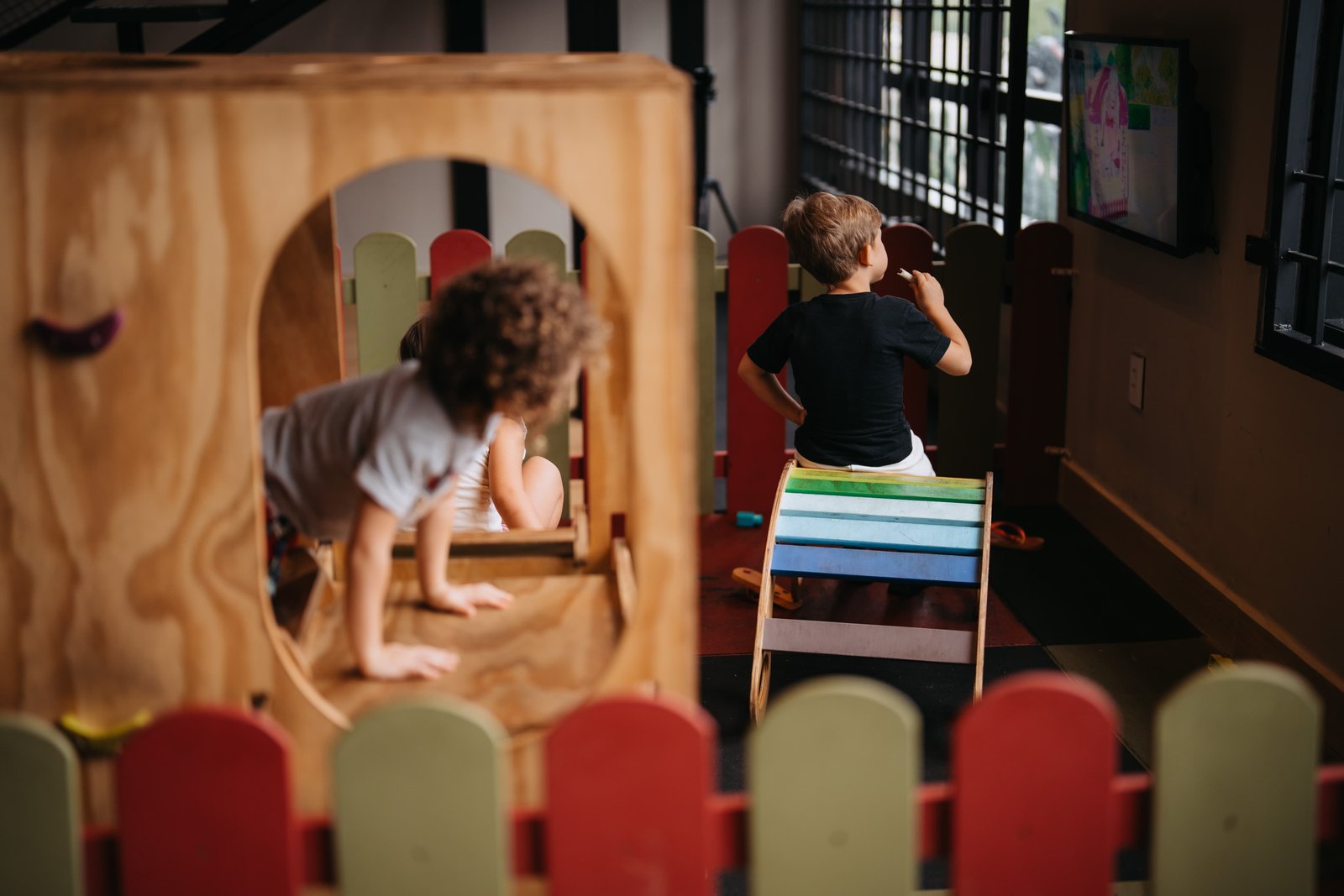 Espaço Kids da Monin Academia: área reservada para acolhimento das crianças durante o treino dos pais